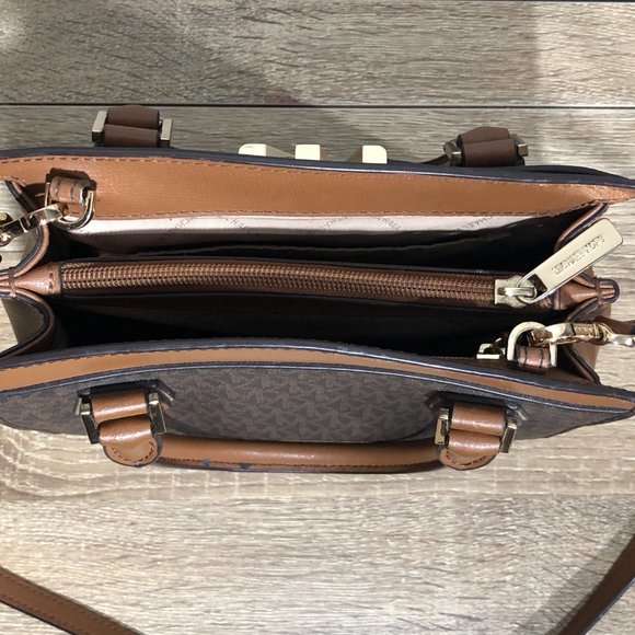 Michael Kors Mott Medium Messenger Leather Satchel Crossbody Handbag - Picture 6 of 14